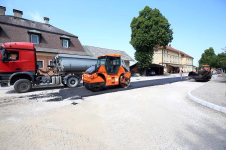 ASFALTIRANJE LJUBLJANSKE CESTE 03 FOTO LJUBO VUKELIČ